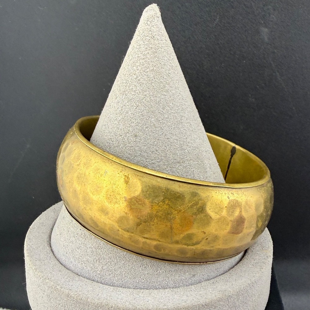 Vintage Brass Tone‎ Bangle Bracelet Wide Hammered 8.5"